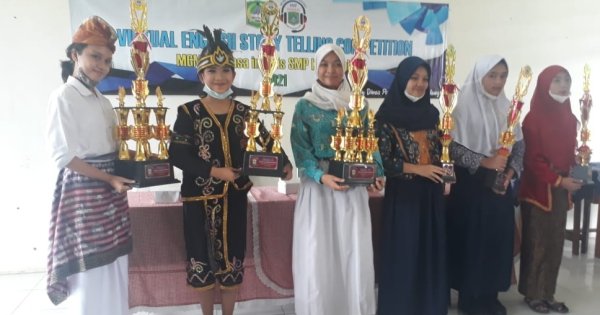 Prestasi Siswa SMPN 2 Sumberpucung, Raih Juara Storytelling se-Kabupaten Malang