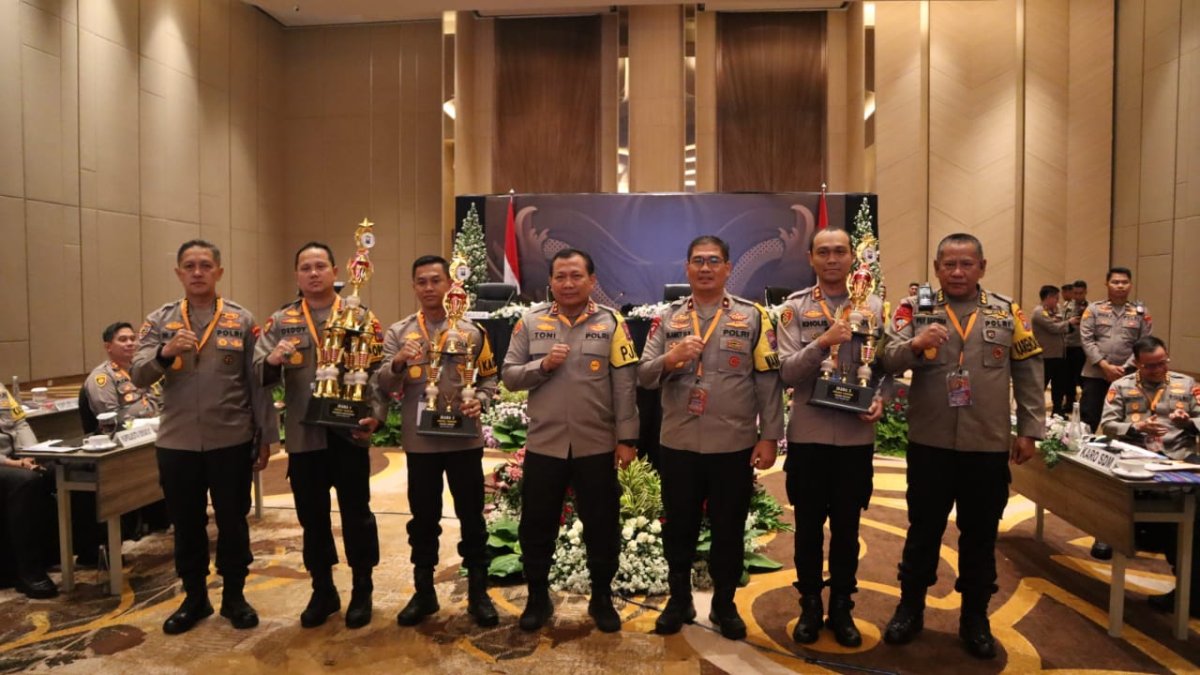 Anev Sitkamtibmas 2023, Kapolda Jatim Irjen Pol. Toni Apresiasi Kinerja Para Kapolres