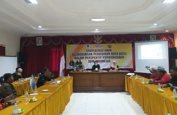 YUA Jatim Gandeng IWO, Gelar Diskusi Publik Eksploitasi Anak Dalam Perspektif Pembangunan SDM Indonesia
