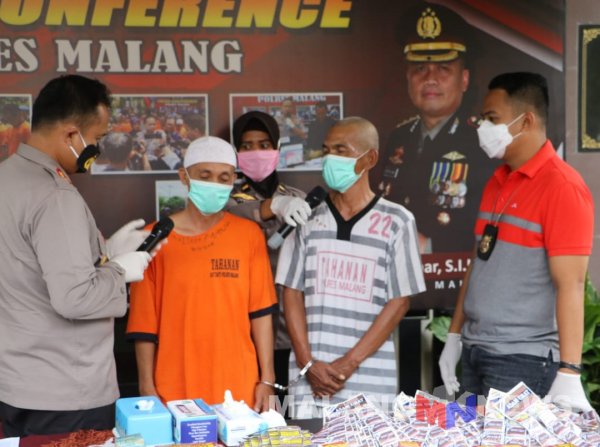 Racik Obat Tanpa Izin, Dua Warga Gondanglegi Ditangkap Polisi
