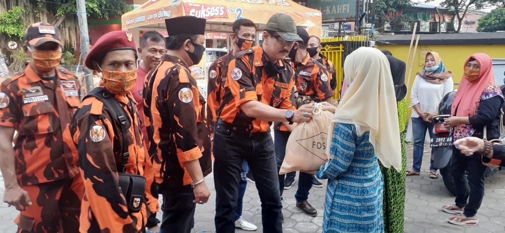 Ditengah Pandemi Covid-19, PAC PP Kota Malang Bagikan Sembako
