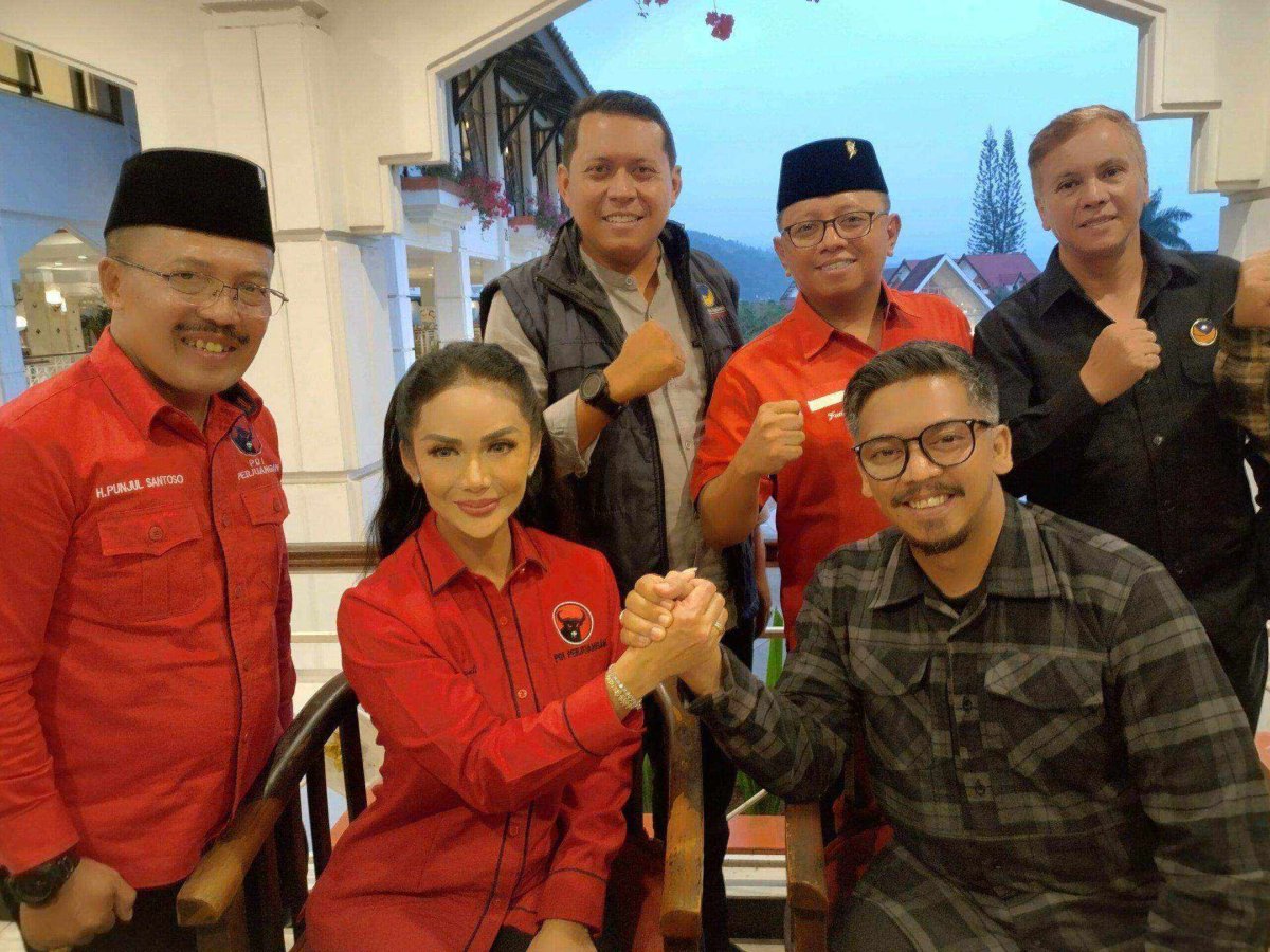 Hadiri Rakercabsus, Kris Dayanti dan Kresna Dewanata Phrosakh Optimis Menangi Pilkada 2024