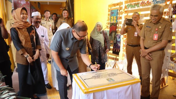 Pj. Wali Kota Batu Dr. Aries Agung Paewai Resmikan SLBN Kota Batu
