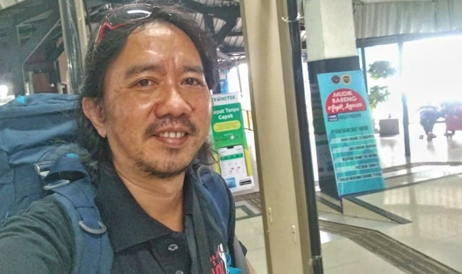 Kisah Unik Alumnus UB MALANG, Miliki 174 WhatsApp Group