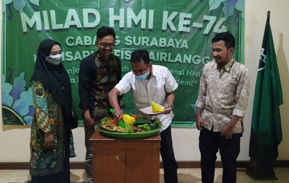 Tumpeng dan 7 Lauk di Milad ke-74 HMI FISIP Airlangga, Ini Maknanya
