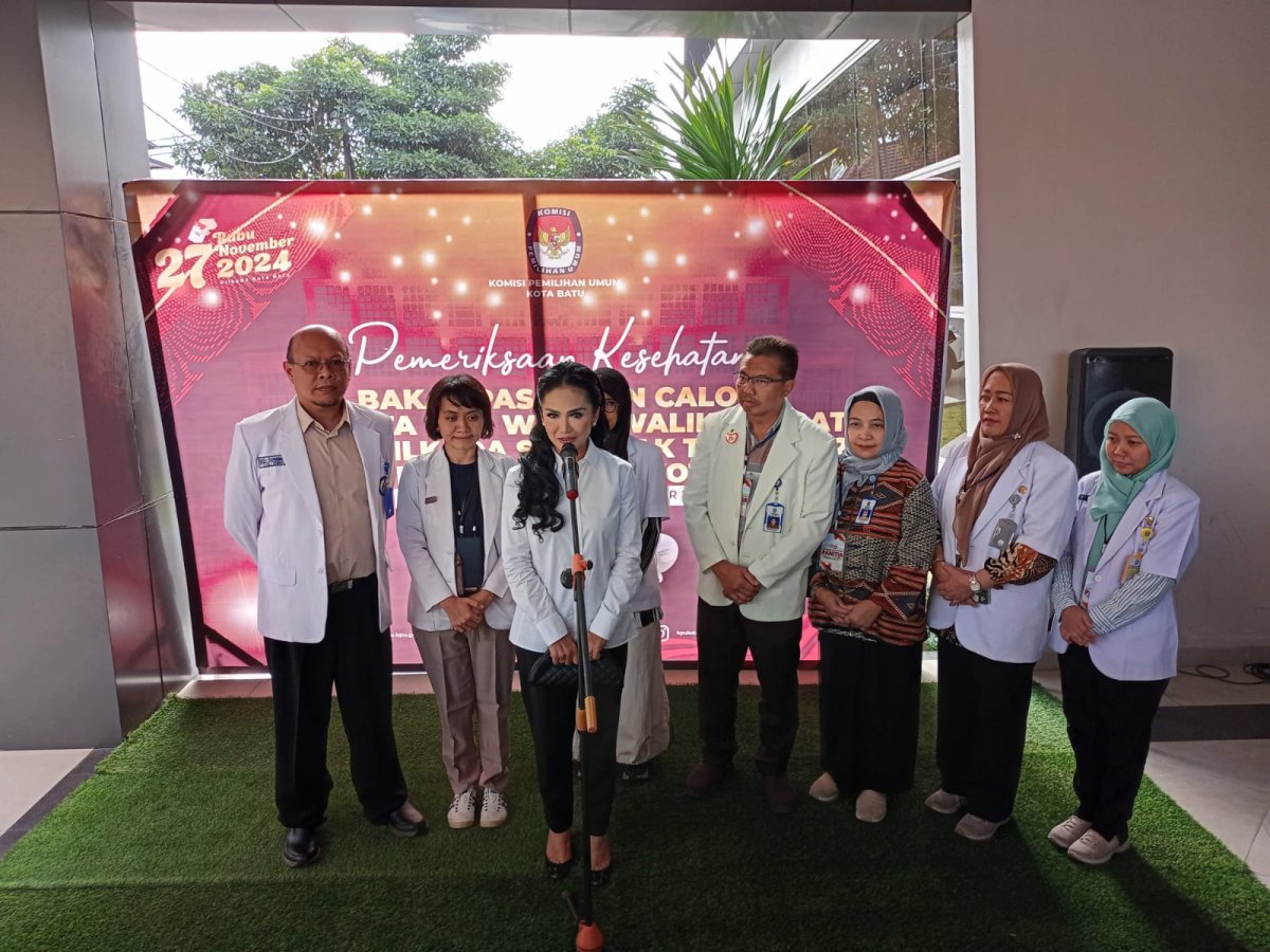 Sempat Drop Kelelahan, Akhirnya Kris Dayanti Jalani Pemeriksaan Kesehatan di RSUD Karsa Husada