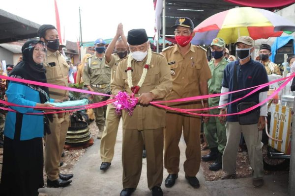 Bupati Malang Sanusi, Resmikan Pasar Rakyat Tradisional