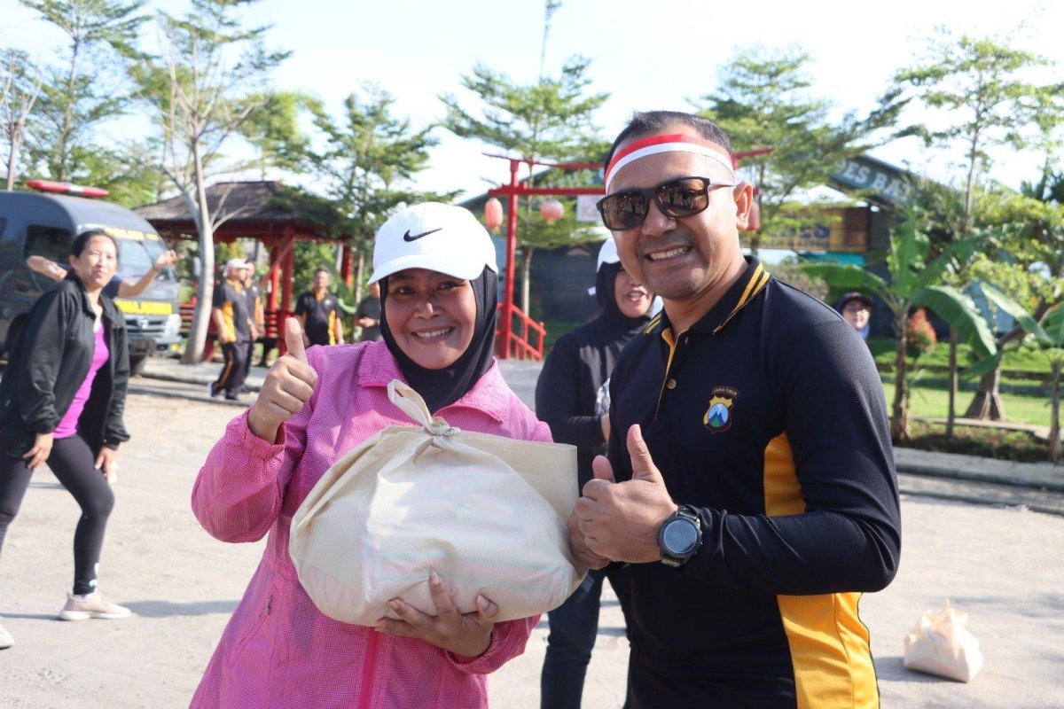 Pererat Sinergi dan Kebersamaan, Polres Batu Gelar Olahraga Bersama Peringati HUT RI ke-80