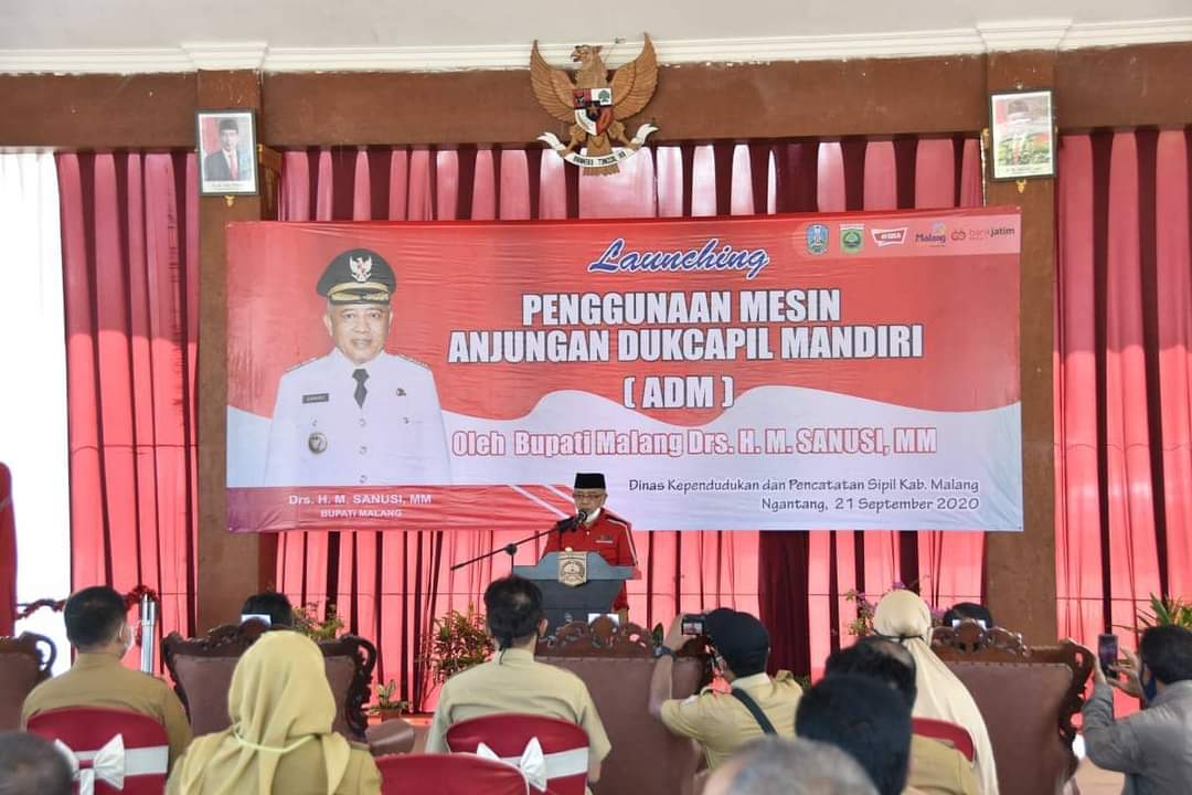 Bupati Malang Sanusi, Launching Mesin Anjungan Dukcapil Mandiri