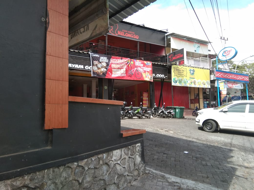 Warga Jalan Bromo Kota Batu Resah, Limbah Sisa Makanan Meluber ke Jalan