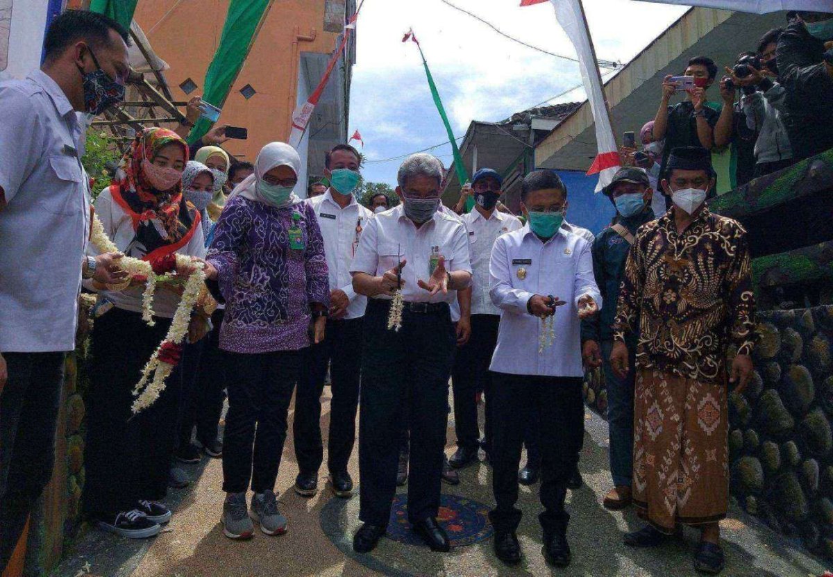 Dirjen PPKL Kementrian LHK, Resmikan Instalasi Pengolahan Air Limbah Rumah Tangga di Kota Batu