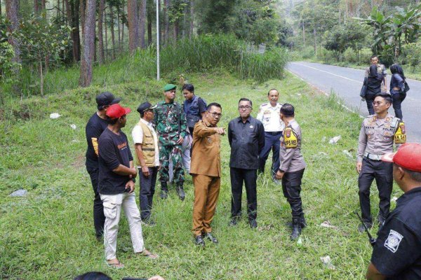 Prioritaskan Keselamatan Pengguna Jalan, Wali Kota Batu, Nurochman Tutup Jalur Klemuk Dua Arah Hingga 31 Januari 2026