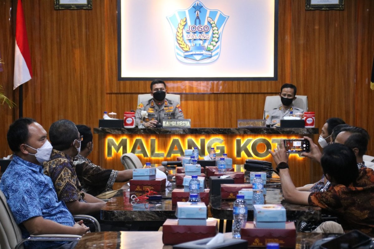 Silaturahim dengan PWI dan Pimred, Kapolresta Malang Kota juga Luncurkan Program RAPOPO SIS