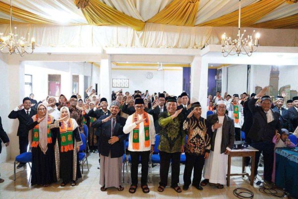 Doakan Keselamatan, Kesehatan, Kekuatan dan Kelancaran, Wali Kota Batu, Nurochman Tutup Manasik Haji KBIHU Nurut Taqwa 2026