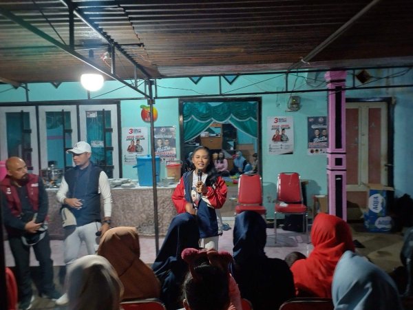 Kampanye di Desa Sumbergondo, Paslon KriDa Banjir Dukungan Masyarakat, Paparkan Visi dan Misi