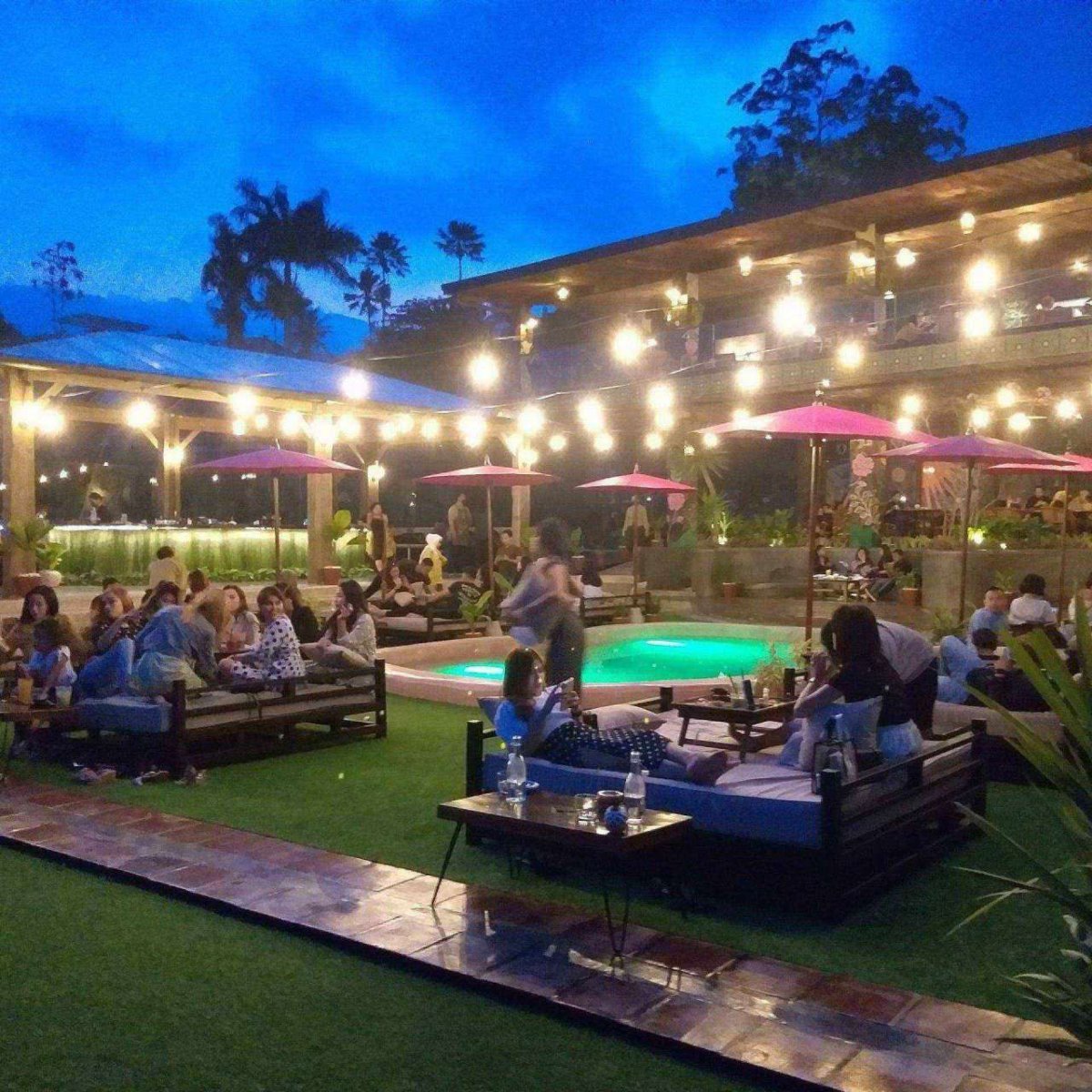 Rasa Ala Seminyak Bali, Hill House Batu Layak Dikunjungi Wisatawan