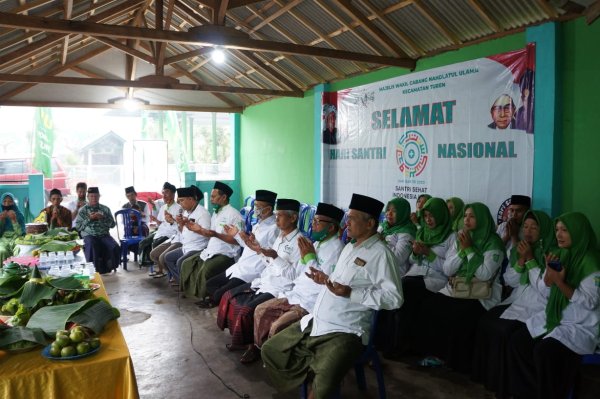 Baznas Kabupaten Malang Bedah Rumah Warga Turen