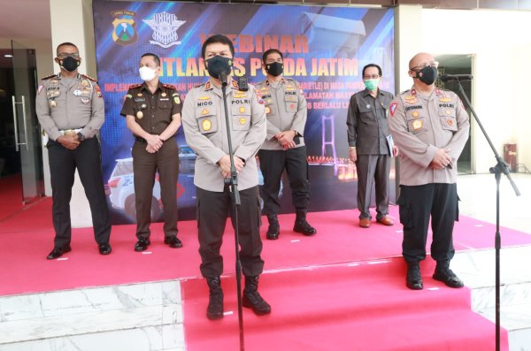 Ditlantas Gelar Webinar, Kapolda Jatim: ETLE/INCAR Sebagai Pengawasan dan Penindakan Terhadap Pelanggar Lalu Lintas