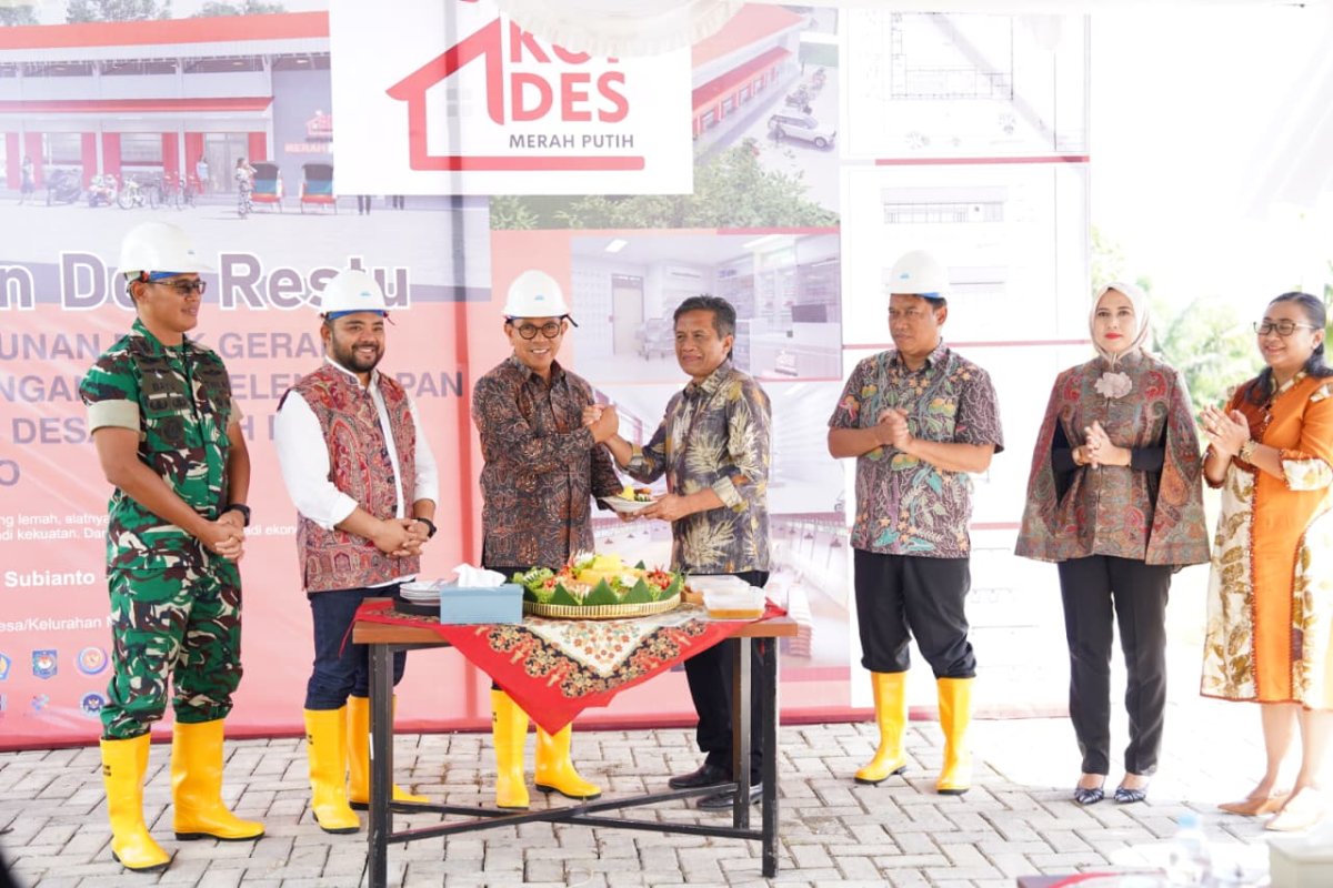 Perkuat Implementasi Program Nasional di Tingkat Desa, Wali Kota Batu, Nurochman Peletakan Batu Pertama