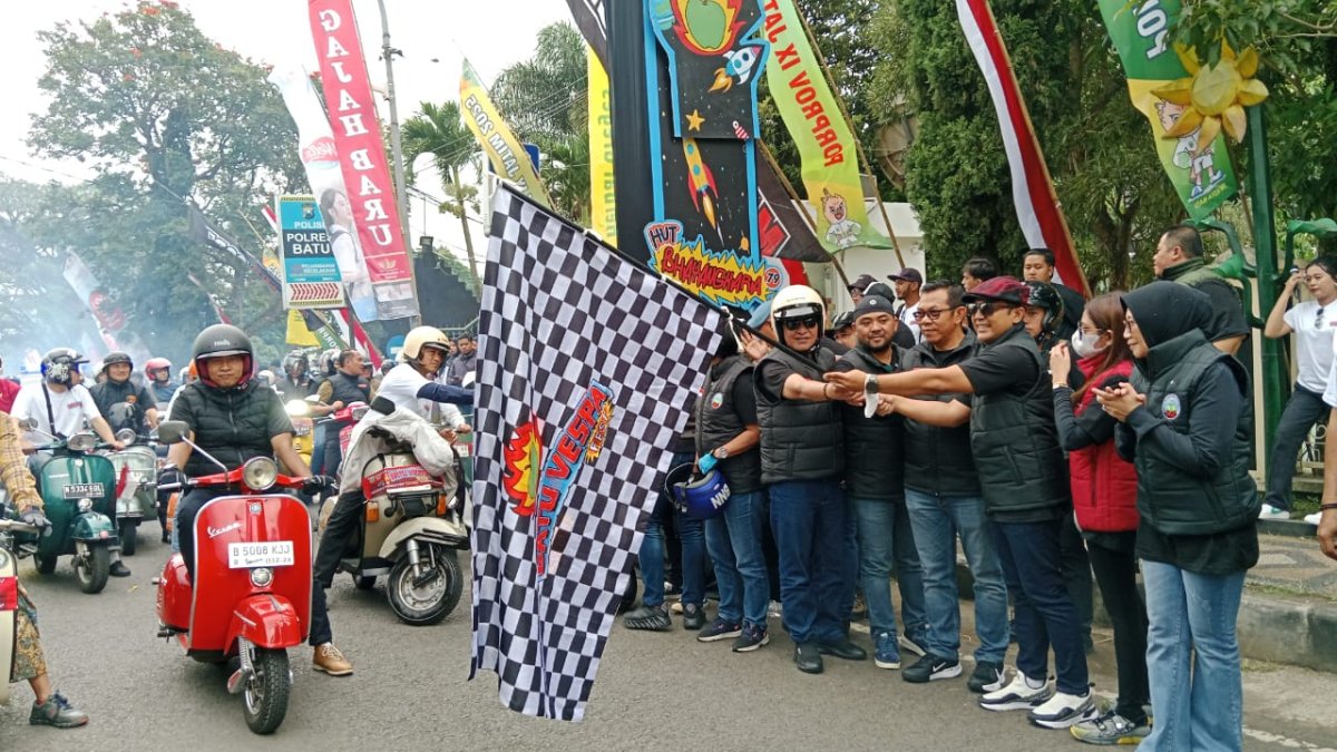Berlangsung Sukses dan Meriah, Peringati HUT Bhayangkara ke-79, Polres Batu Gelar Event Batu Vespa Fest 2025, Diikuti Ratusan Vespa