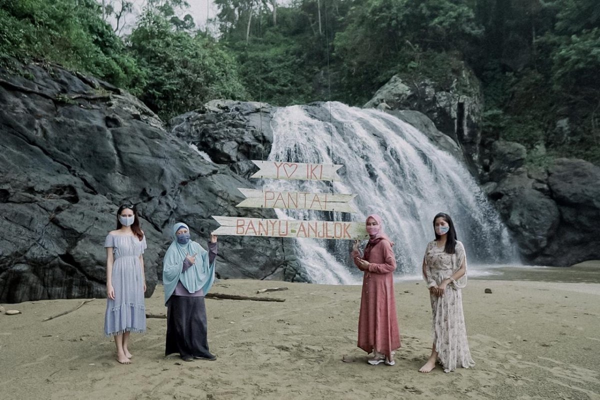 Disbudpar Jatim Buat Video Klip Wisata di Pantai Banyu Anjlok