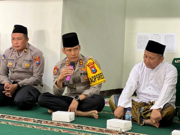 Peringati Tahun Baru Islam 1444 H, Kapolres Batu AKBP Oskar Ajak Anggota Ngaji Bareng