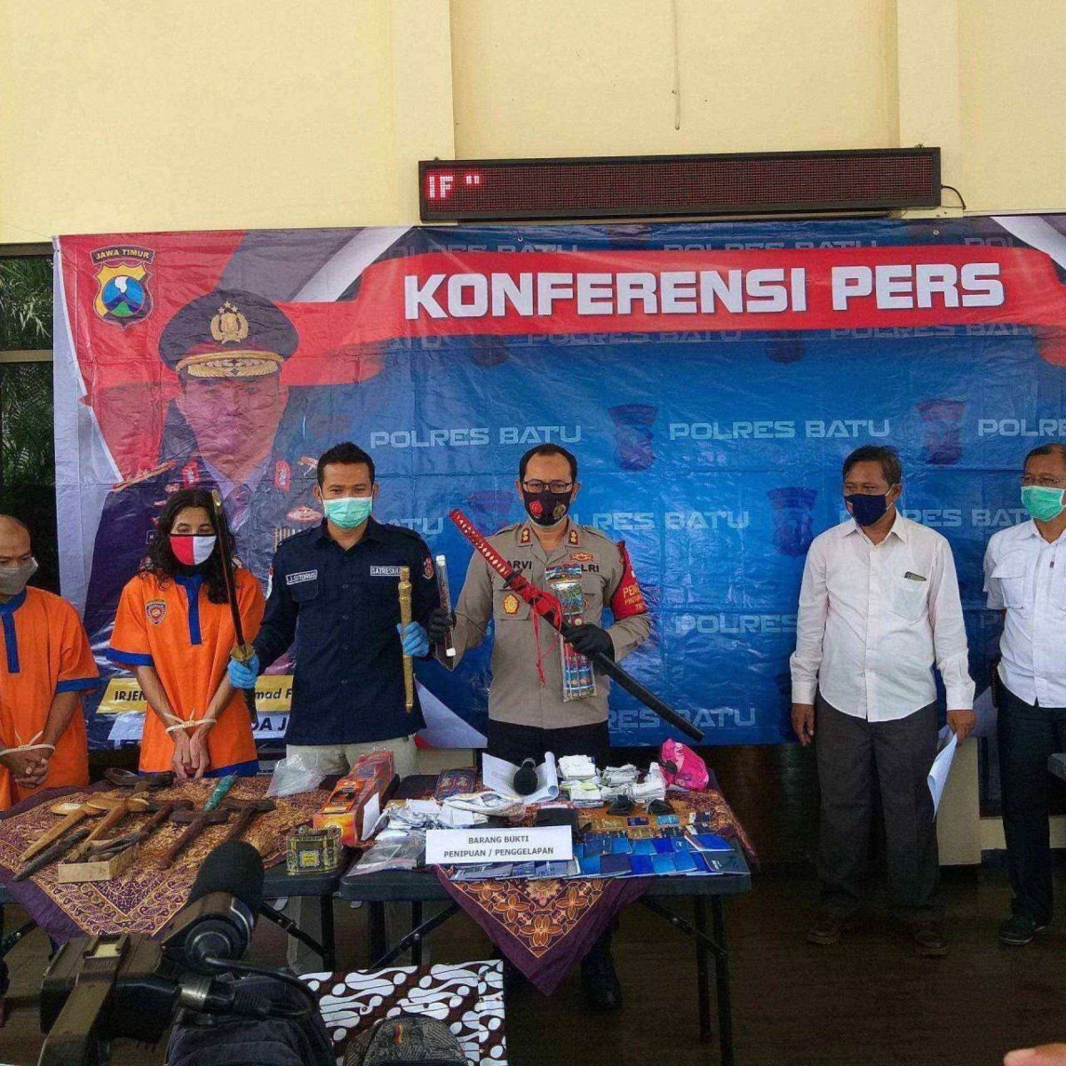 Pengusaha Asal Pujon, Ditipu Dukun Palsu Rp 18 Miliar