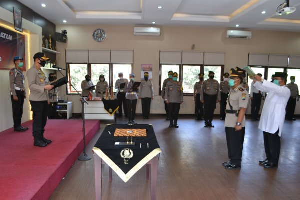 Pimpin Sertijab, Kapolres Batu AKBP Harviadhi Tekankan Hal Ini