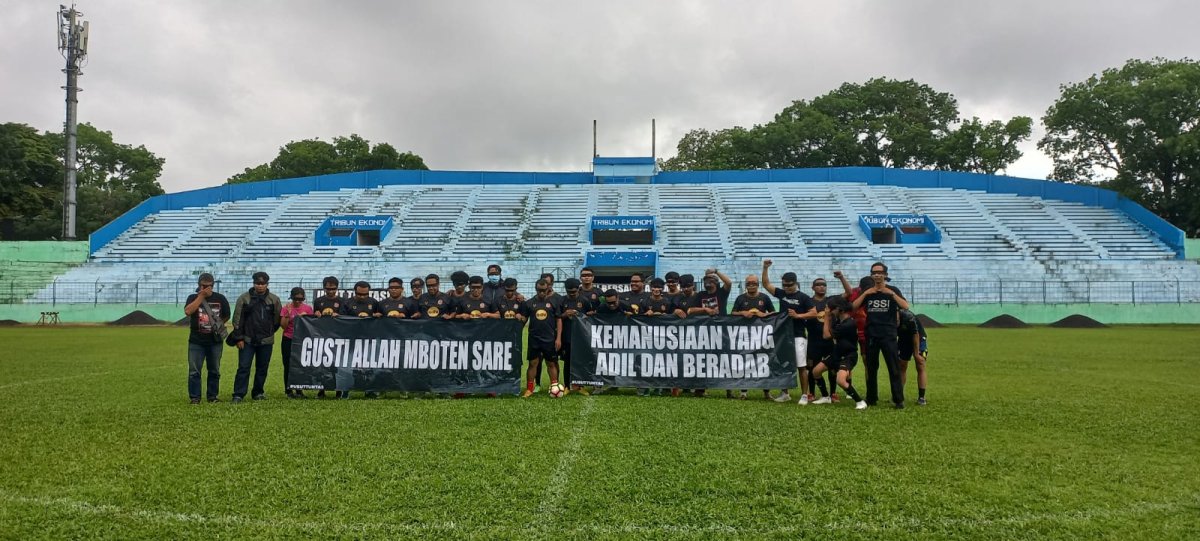 Bentuk Duka Solidaritas Tragedi Kanjuruhan, JMR FC Gelar Aksi Tutup Mata dan Cuci Tangan