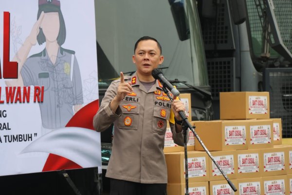 Peringati Hari Jadi Polwan ke-74, Polres Malang Gelar Bhakti Sosial Pembagian Sembako