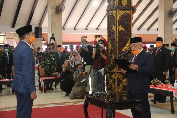 Bupati Malang Sanusi, Lantik Sekretaris Daerah