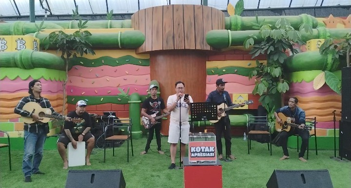 Mikutopia Berikan Ruang Ekspresi Lewat Live Musik, Wadahi Pengamen Disabilitas dan Musisi Kota Batu