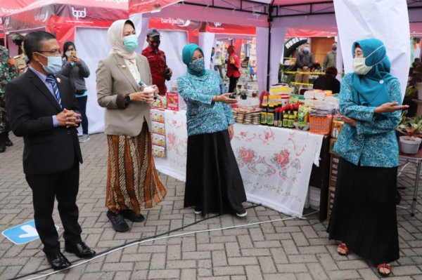 Wali Kota Batu Dewanti Rumpoko, Buka October Fair JTP 3