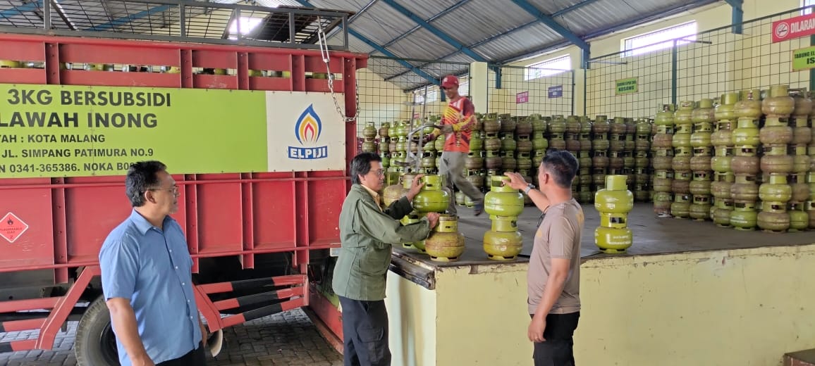 Pastikan Ketersediaan LPG, Polresta Malang Kota Pantau ke Distributor