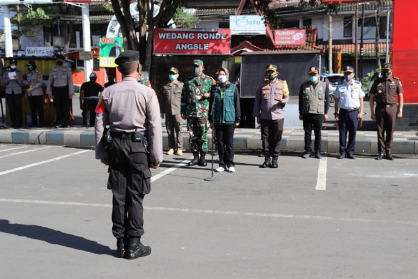 Polres Batu Gelar Apel Pengamanan Tahun Baru 2021
