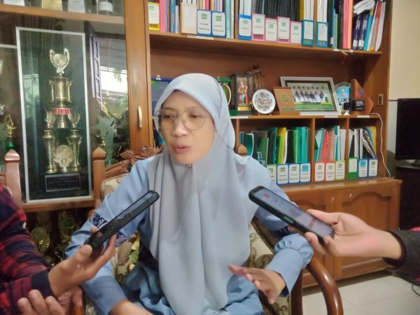 MI Bustanul Ulum Gelar Apel Sumpah Pemuda dan Beri Penghargaan Siswa Berprestasi