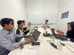 Datangkan Pemateri Lawyer Litigasi dari Perusahaan Finance, Kantor Hukum Maha Patih Law Office Gelar Kuliah Tamu