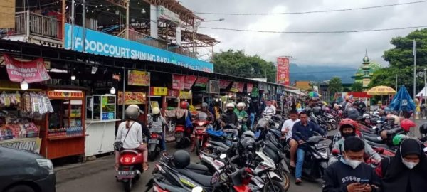 Lama Terkatung, Publik Desak Polres Batu Percepat Usut Kasus Dugaan Transaksi Jual Beli Lapak PKL Alun-Alun Kota Batu