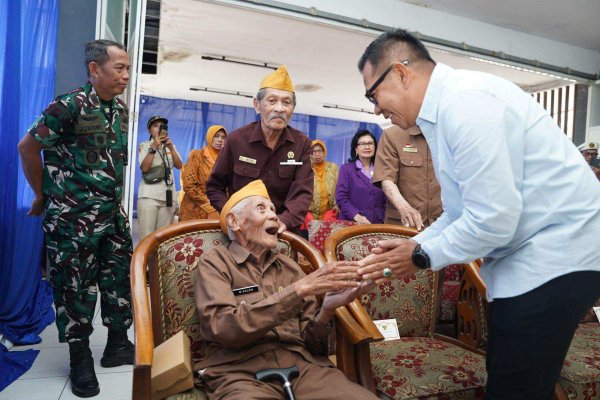 Wali Kota Batu, Nurochman Hadiri Peringatan Hari Veteran ke-77, Doa Para Veteran Jadi Kekuatan Memimpin Kota Batu