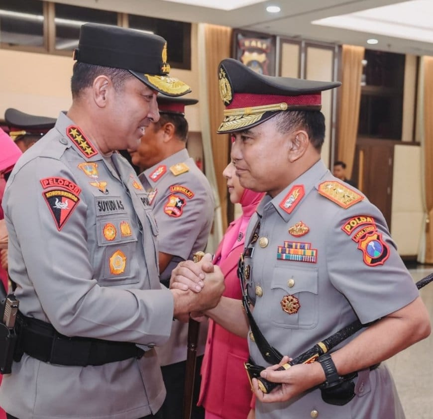 Kapolri Jenderal Pol. Suyudi Ario Seto Pimpin Sertijab di Mabes Polri, Irjen Pol. Dekananto Resmi Jabat Kapolda Jatim