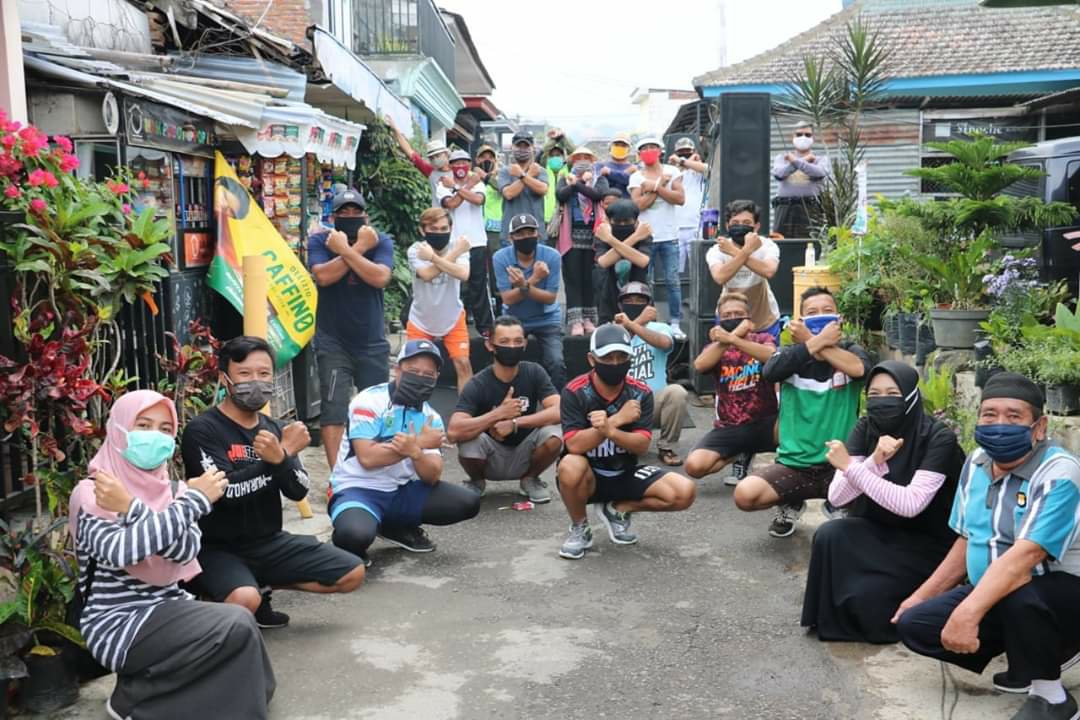 Warga RW 5 Desa Giripurno, Kecamatan Bumiaji, Kota Batu menggelar kegiatan acara Nguyu Bareng 